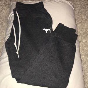 Women’s victoria secret PINK capri joggers